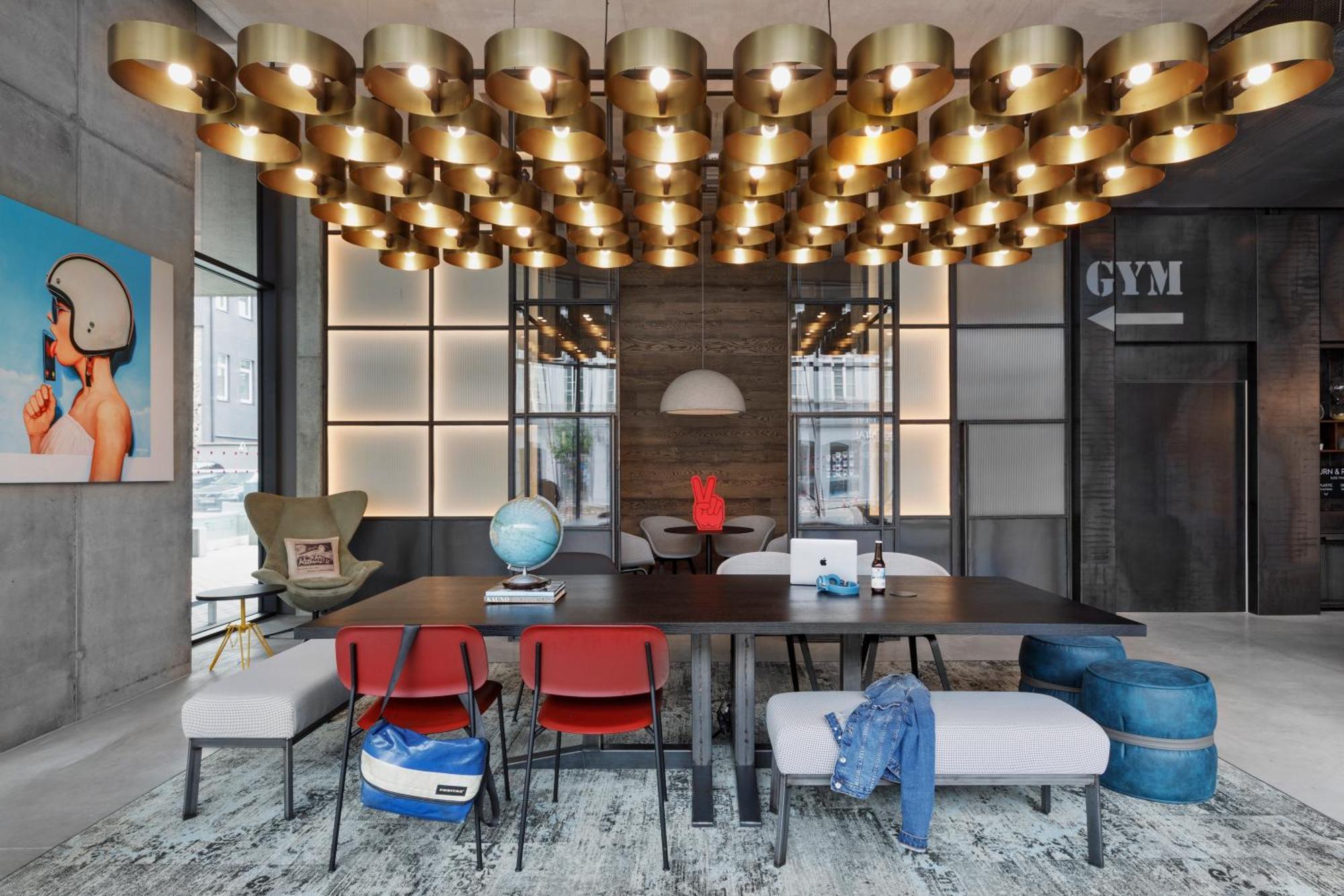 Moxy Kaunas Center Bagian luar foto