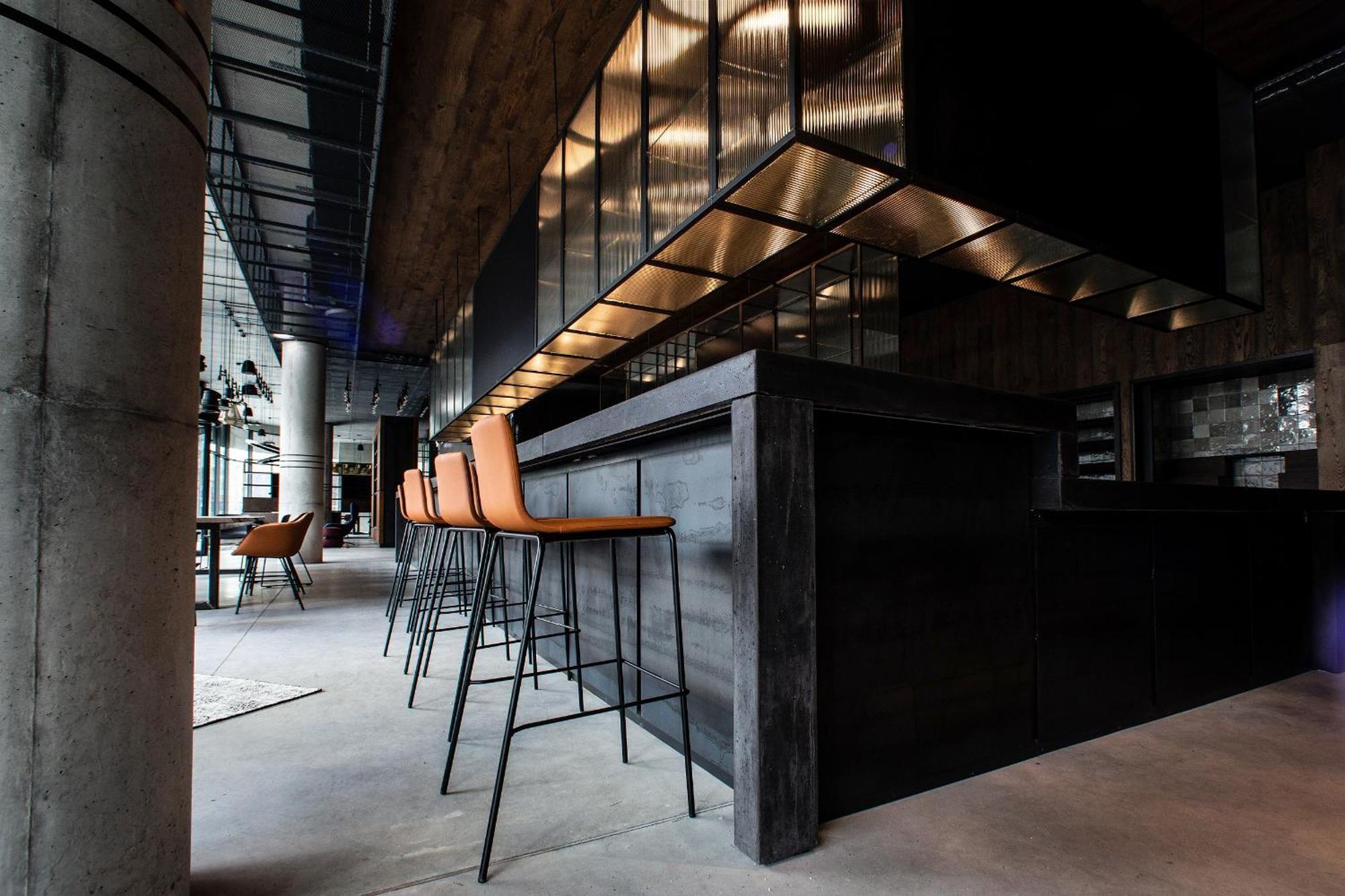 Moxy Kaunas Center Bagian luar foto